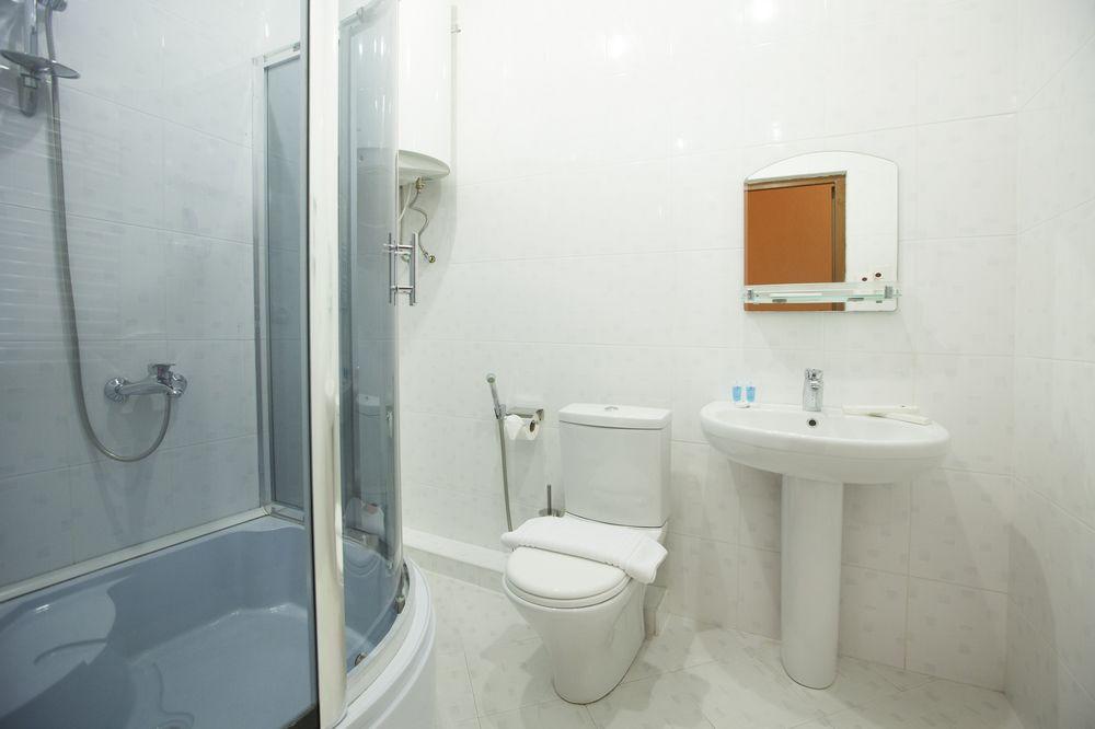 Astoria Hotel Tbilisi Exteriör bild
